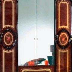 Шкаф 4-х дверный с зеркалами (01.144) Роза (могано) в Советском - sovetskiy.mebel24.online | фото 1