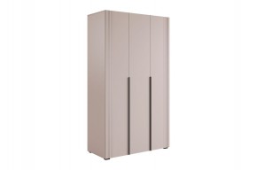 КАТРИН Шкаф трехдверный 105.01 в Советском - sovetskiy.mebel24.online | фото