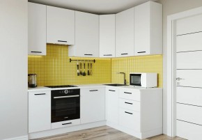Кухонный гарнитур Белый Глянец 2200*1600 h950 (Стол. 26мм) в Советском - sovetskiy.mebel24.online | фото