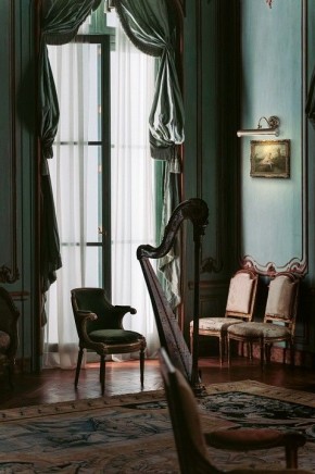 Подсветка для картины Maytoni Renoir PIC118-22-R в Советском - sovetskiy.mebel24.online | фото 2